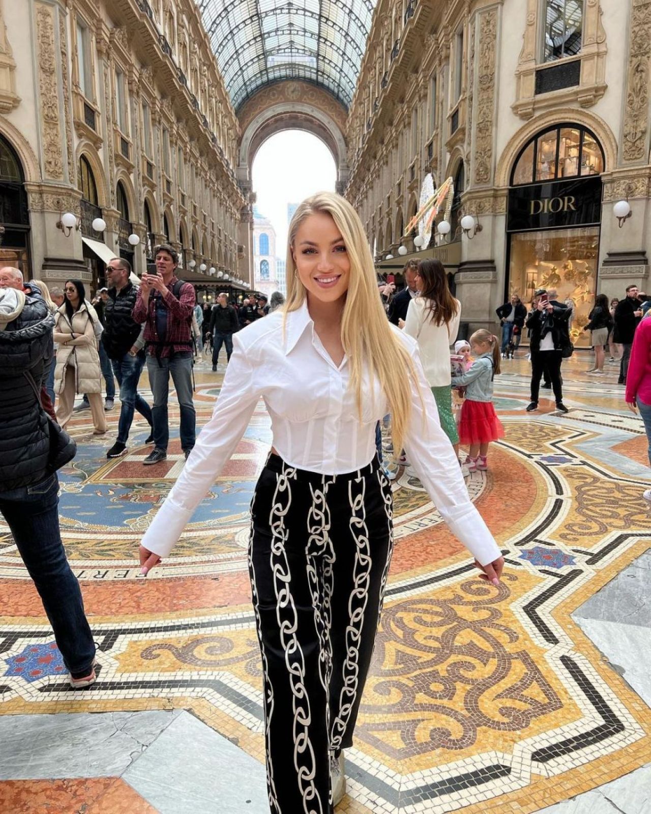Cea mai frumoasă fotbalistă și-a ales numărul de pe tricou datorită idolului său: „Întotdeauna îl port!” _8