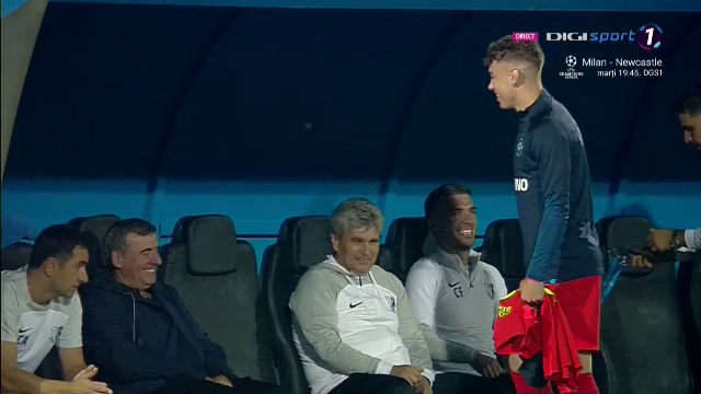 Un jucător de la FCSB s-a dus direct la Hagi înainte de startul meciului cu Farul_29