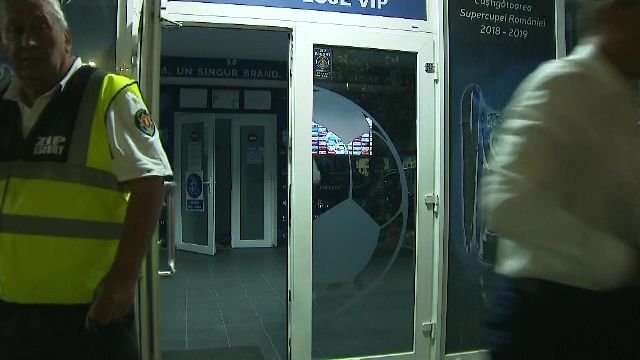 Gică Popescu a plecat de la stadion în timpul meciului cu FCSB și a făcut o gafă la declarații_2