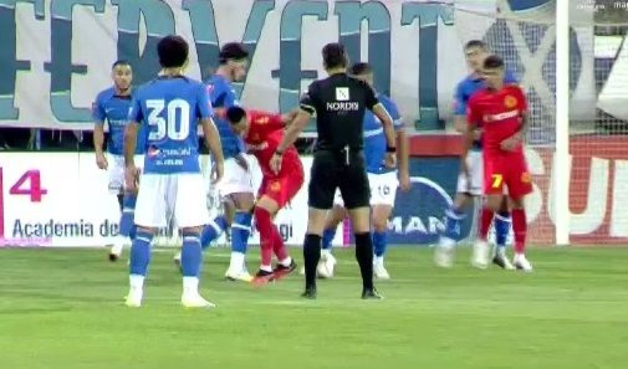 Verdictul categoric al specialistului după penalty-ul primit de FCSB cu Farul_8