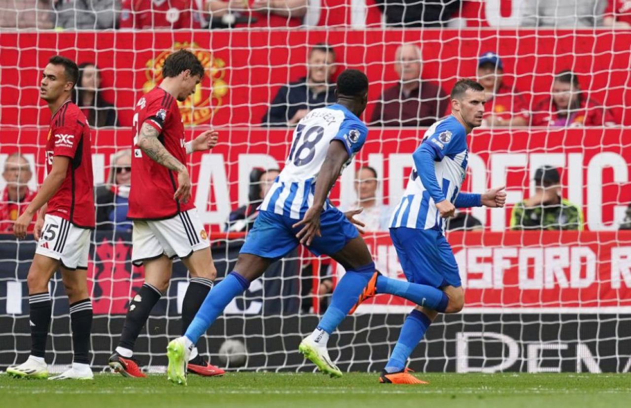 Echipa lui Roberto De Zerbi are un nou sezon excepțional. Brighton se bate pentru titlu în Premier League!_6