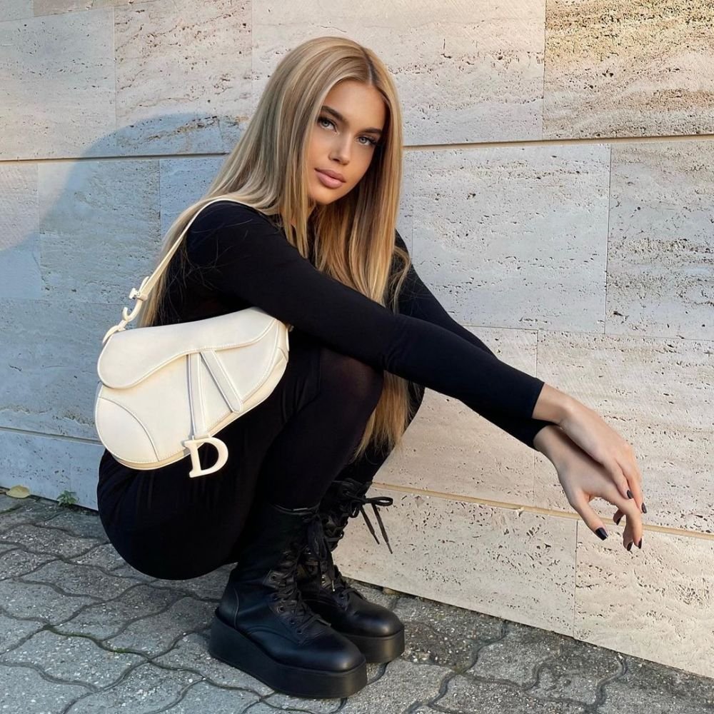 Noul star al lui Liverpool a dat lovitura și pe plan personal! Iubita lui Dominik Szoboszlai este de o frumusețe răpitoare _21