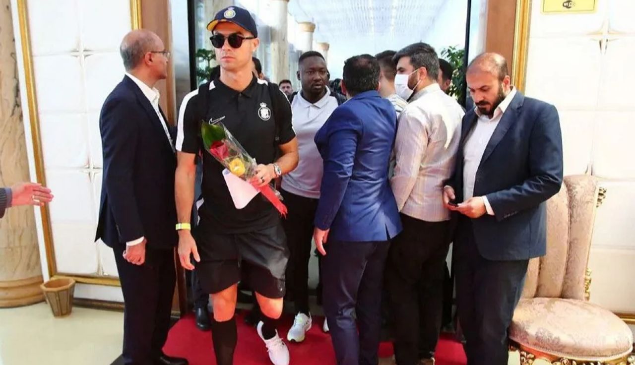 Sosirea lui Cristiano Ronaldo a colapsat o țară întreagă! Cum a reacționat starul portughez în fața „nebuniei” locale_2