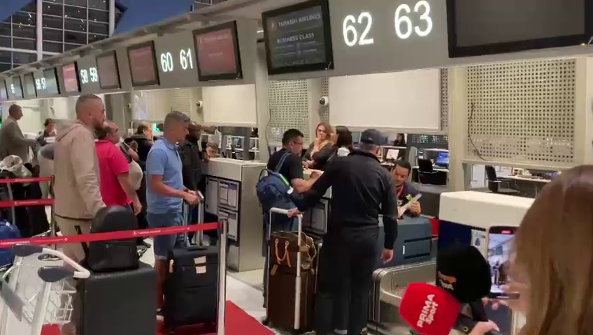 Destinația Arabia Saudită! Laurențiu Reghecampf a decolat spre noul său club_9