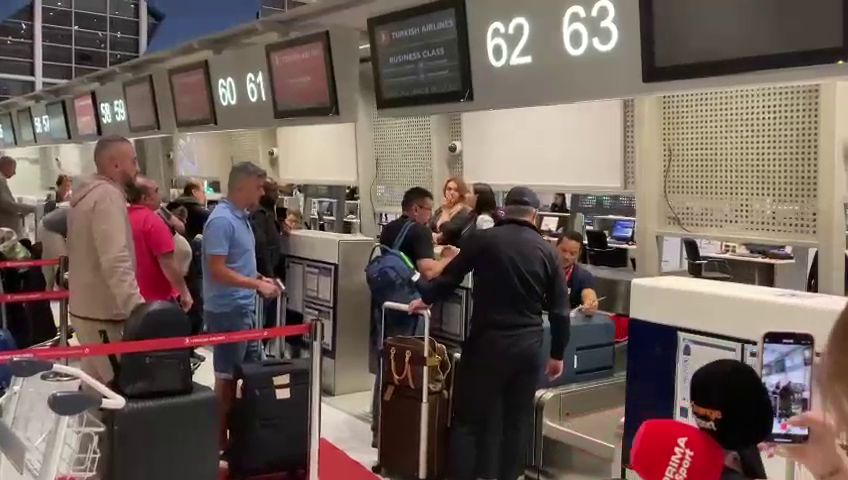 Destinația Arabia Saudită! Laurențiu Reghecampf a decolat spre noul său club_12