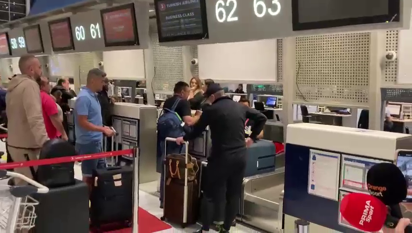 Destinația Arabia Saudită! Laurențiu Reghecampf a decolat spre noul său club_18