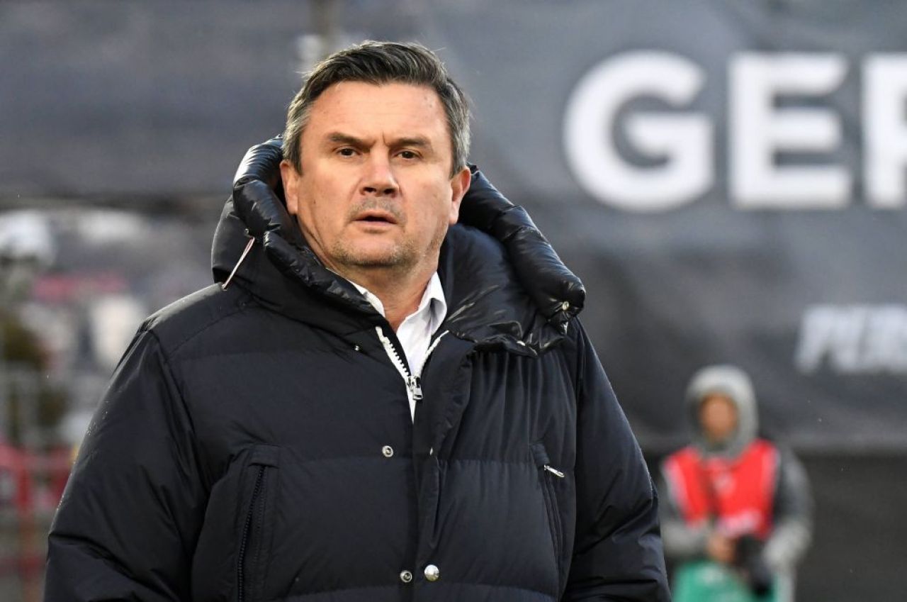 Războiul penibililor! Mihai Stoica: ”Dacă e contact, e penalty” vs. Cristian Balaj: ”Fotbalul e sport de contact”_2