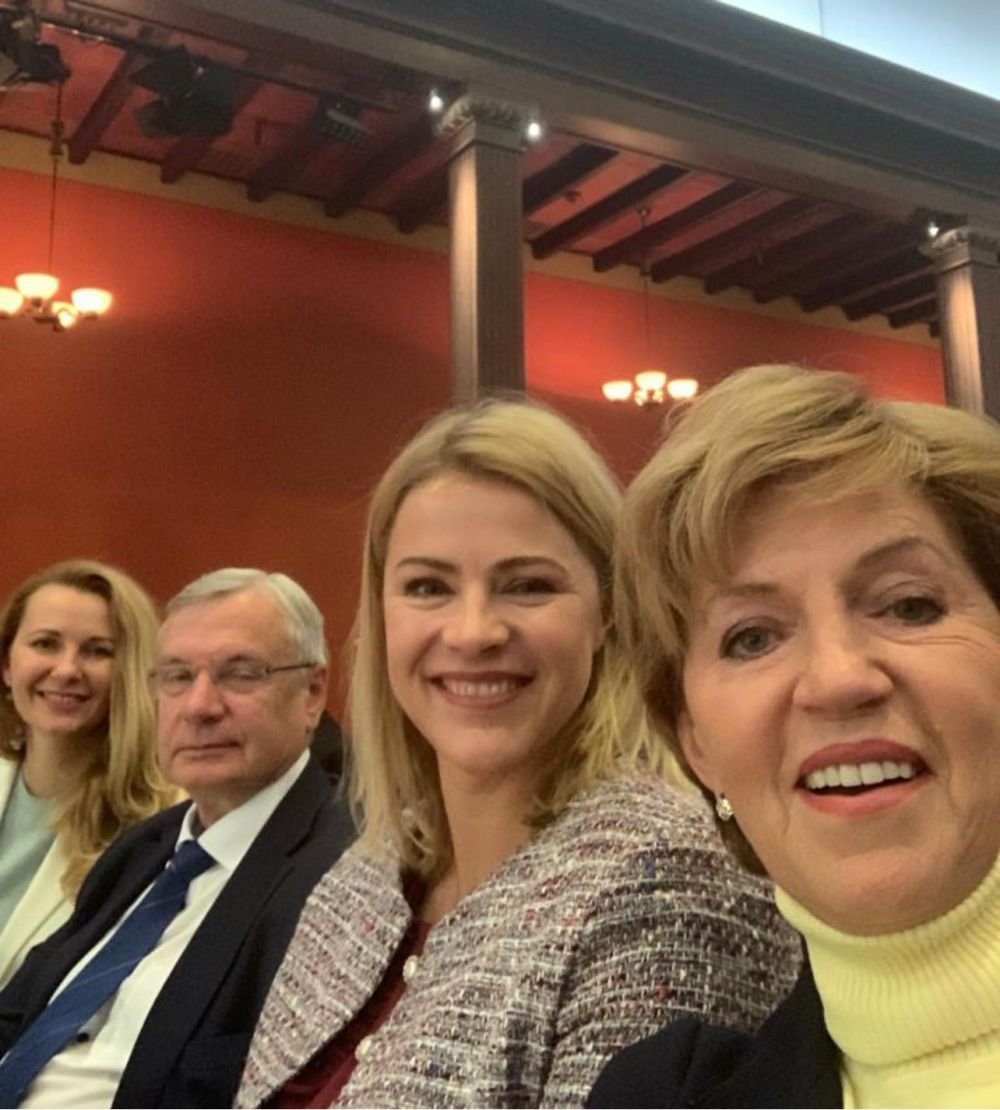 Ciolacu de la Riga! Cum arată Evika Silina, noul prim-ministru al Letoniei_5
