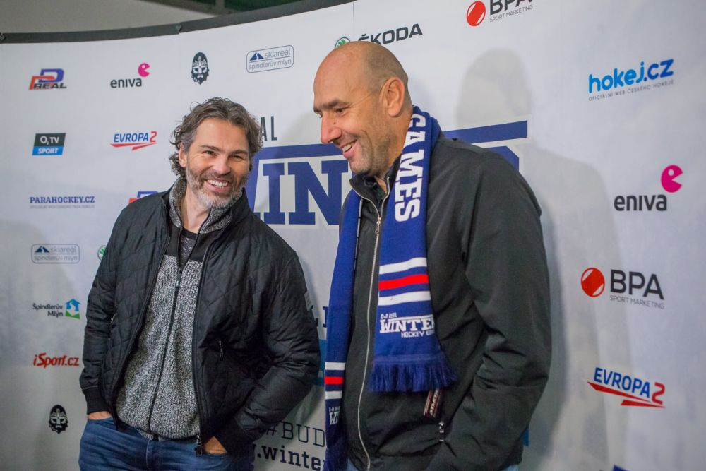 Unul dintre cei mai mari hocheiști din istorie &icirc;și continuă cariera și va juca p&acirc;nă la 52 de ani!