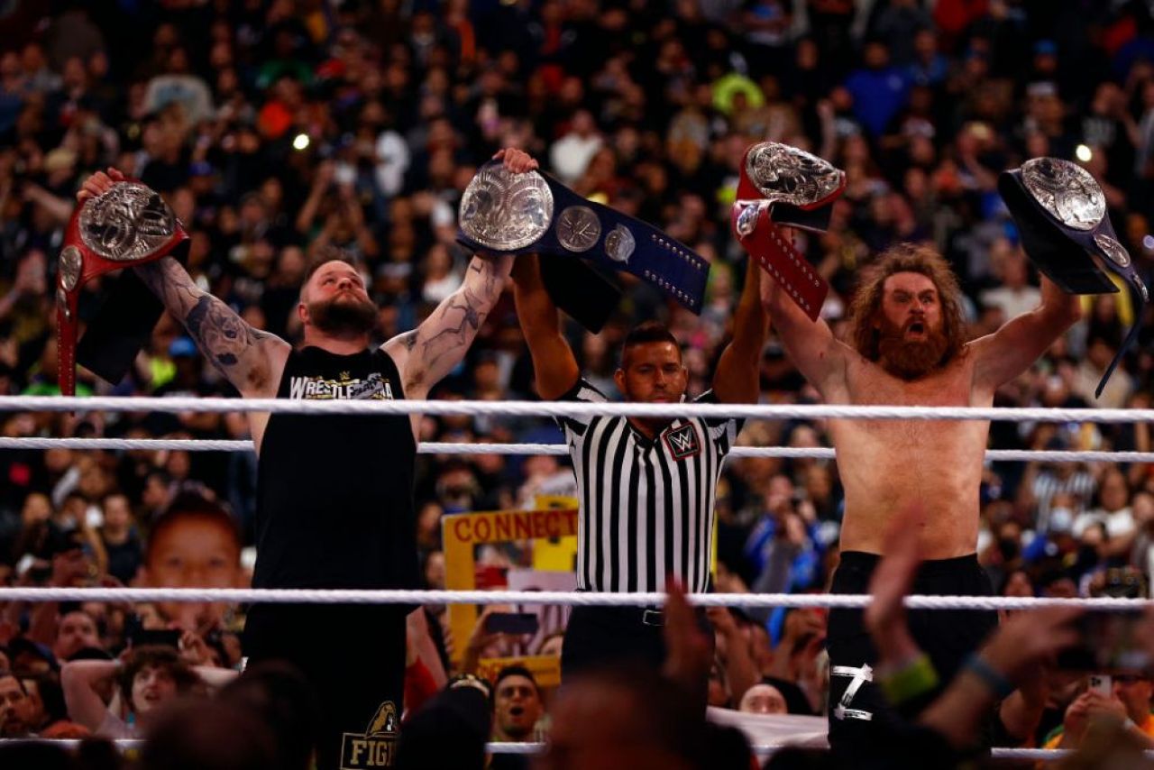 UFC și WWE au fuzionat, iar noua companie vrea să devină un