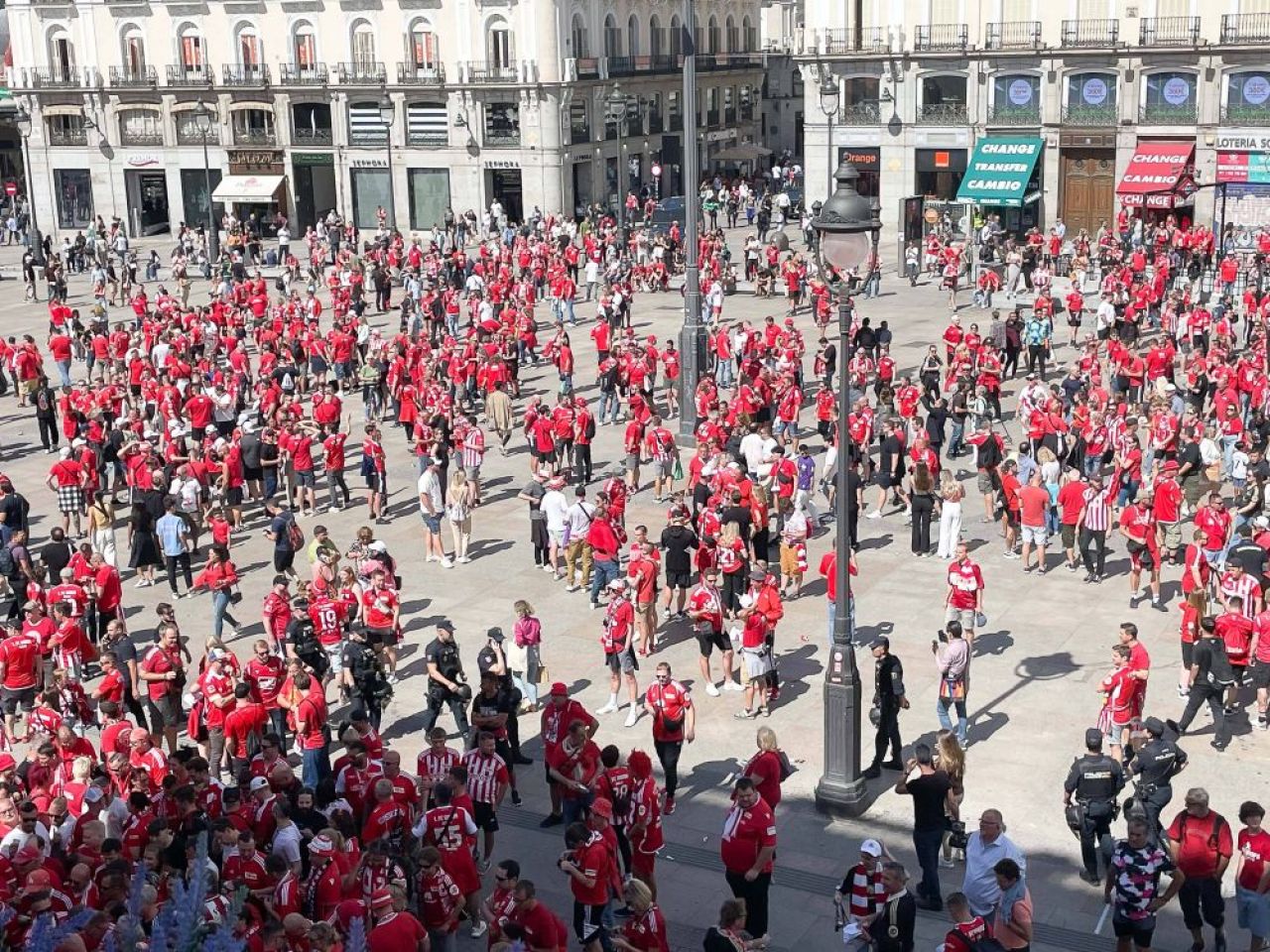 Fanii lui Union Berlin au luat cu asalt Madridul pentru meciul cu Real! Imagini superbe_6
