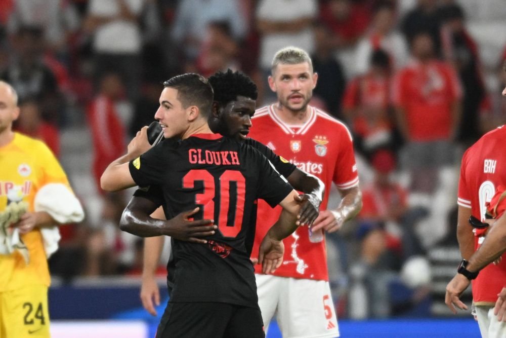 Tăurașii! Red Bull Salzburg a aliniat cea mai tânără echipă din istoria Champions League în 2-0 cu Benfica Lisabona în deplasare_2