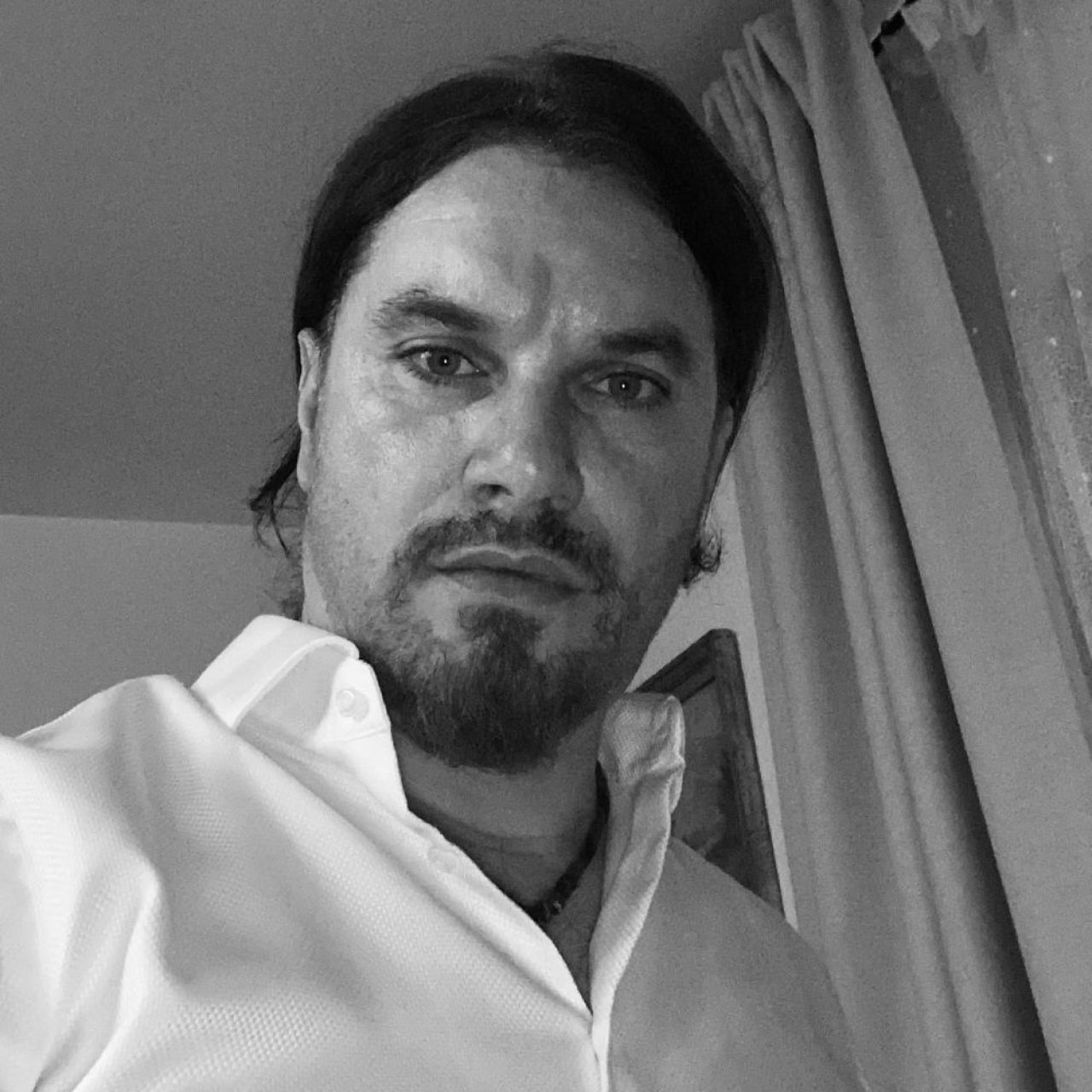 Antrenorul plecat în vară de la FCSB a semnat cu Jiul Petroșani! Imagini spectaculoase cu noul tehnician din Valea Jiului_5