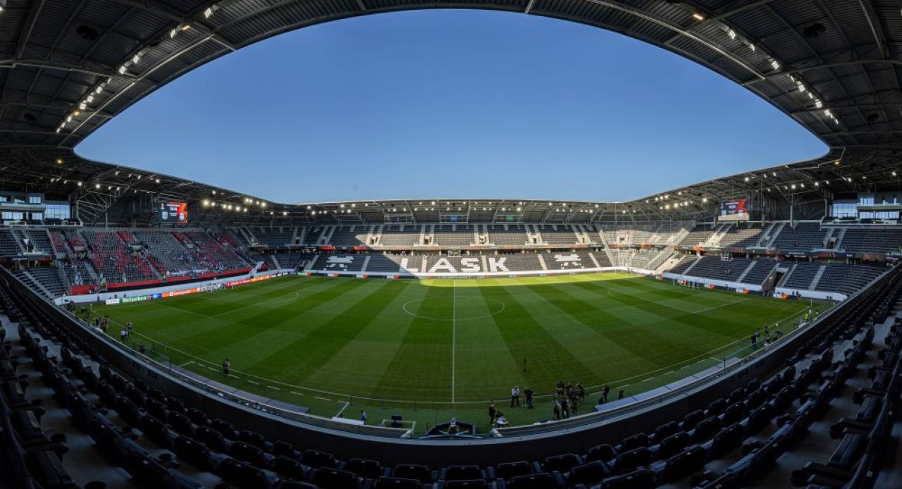 Cum arată ”bijuteria” pe care se va disputa LASK Linz - Liverpool: i-a dat pe spate până și pe ”cormorani”_6