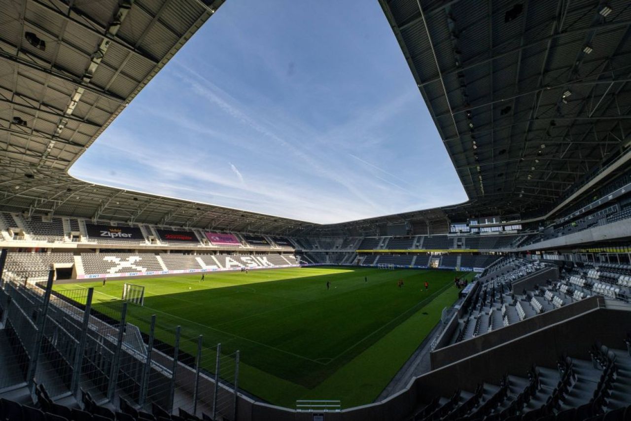 Cum arată ”bijuteria” pe care se va disputa LASK Linz - Liverpool: i-a dat pe spate până și pe ”cormorani”_9