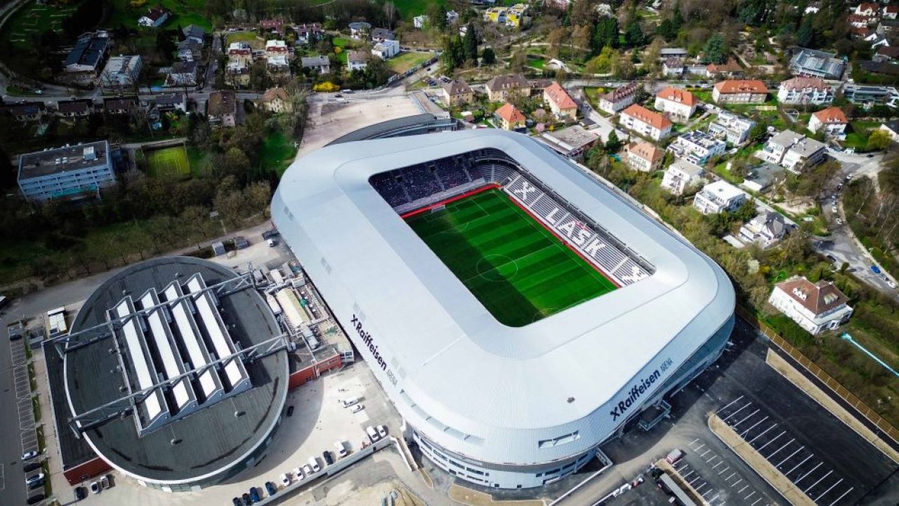 Cum arată ”bijuteria” pe care se va disputa LASK Linz - Liverpool: i-a dat pe spate până și pe ”cormorani”_11