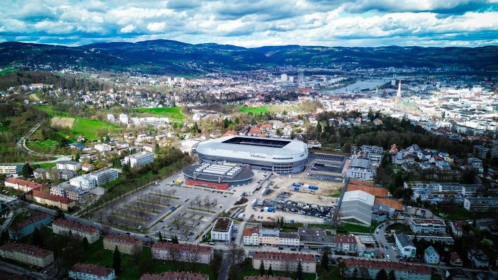 Cum arată ”bijuteria” pe care se va disputa LASK Linz - Liverpool: i-a dat pe spate până și pe ”cormorani”_12