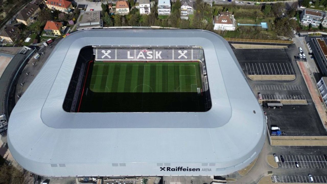 Cum arată ”bijuteria” pe care se va disputa LASK Linz - Liverpool: i-a dat pe spate până și pe ”cormorani”_13