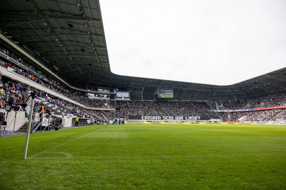 Cum arată ”bijuteria” pe care se va disputa LASK Linz - Liverpool: i-a dat pe spate până și pe ”cormorani”_15