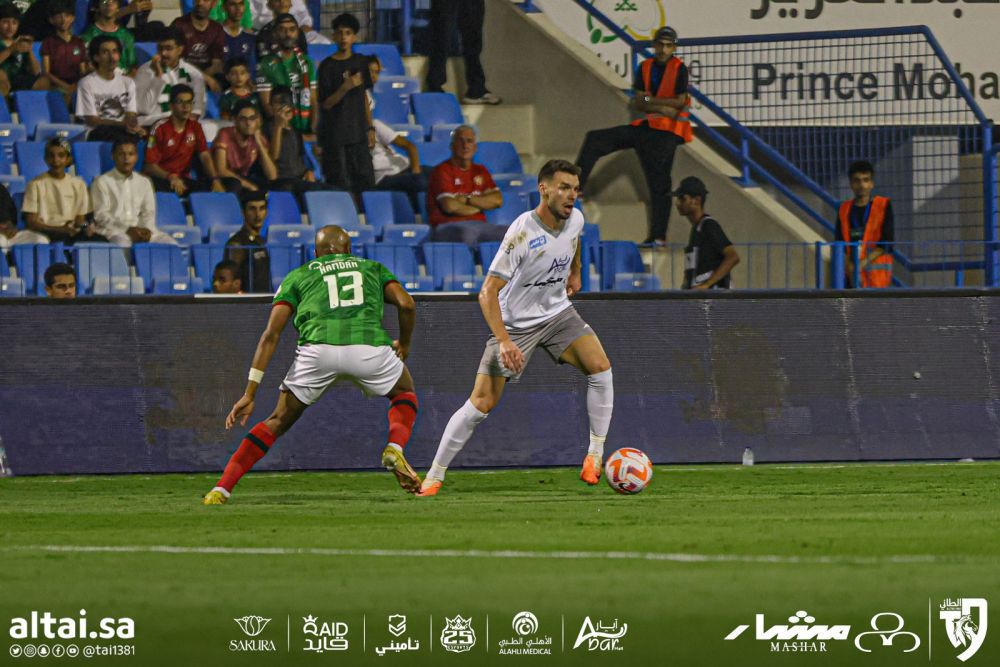 Dugandzic și Cordea, assist-uri împotriva echipei lui Steven Gerrard! Super-pasă dată de fostul atacant de la Rapid! Cât s-a terminat _1