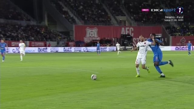 Gafă de proporții a lui Joyskim Dawa în Hermannstadt - FCSB: roșu direct + penalty_2