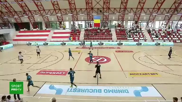 Dinamo răm&acirc;ne la conducere și &icirc;n partea secundă cu CSU Suceava (Pro Arena VOYO)