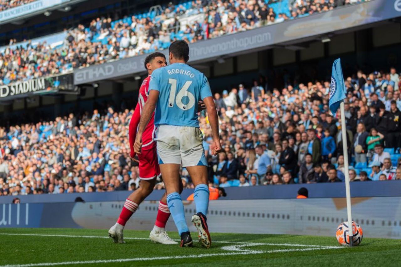 O nouă pierdere pentru Manchester City! Rodri, eliminat direct în urma unui ieșiri nervoase necugetate_2