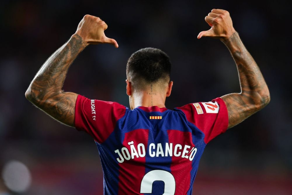 „Dacă joc bine, clubul va dori să mă păstreze. Am jucat foarte prost!” Declarație de mare jucător a lui Joao Cancelo după ce i-a adus victoria Barcelonei _9