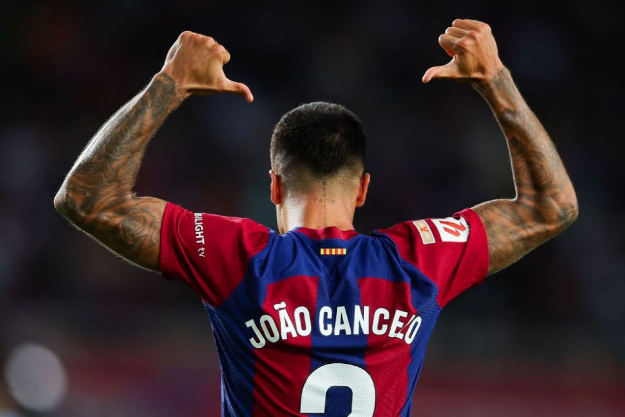 „Dacă joc bine, clubul va dori să mă păstreze. Am jucat foarte prost!” Declarație de mare jucător a lui Joao Cancelo după ce i-a adus victoria Barcelonei _9