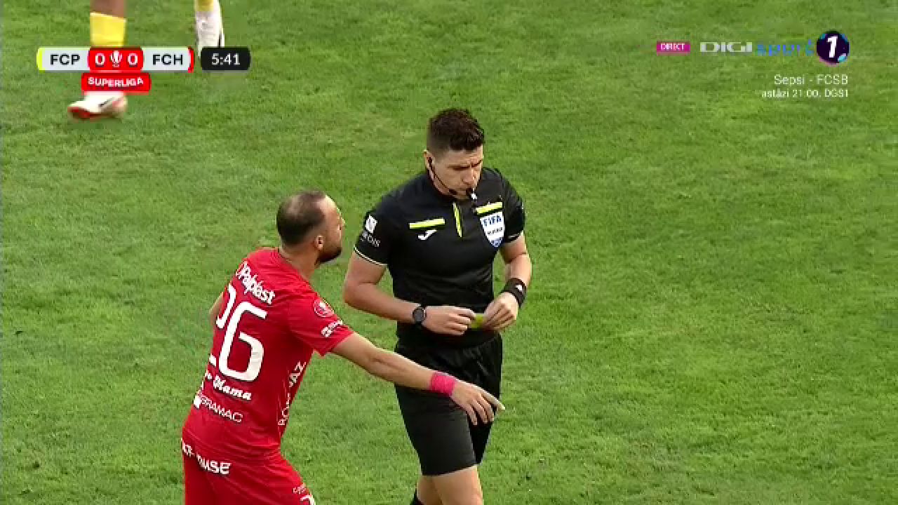 Cum a reacționat arbitrul Marian Barbu după ce Țicu i-a rupt piciorul lui Dragoș Iancu_4
