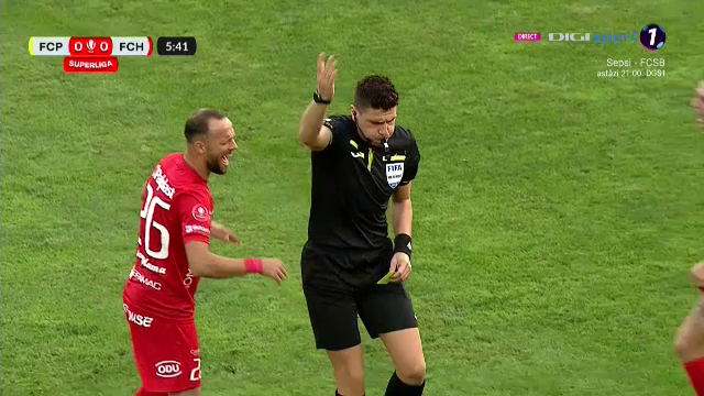 Cum a reacționat arbitrul Marian Barbu după ce Țicu i-a rupt piciorul lui Dragoș Iancu_6