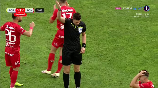 Cum a reacționat arbitrul Marian Barbu după ce Țicu i-a rupt piciorul lui Dragoș Iancu_9