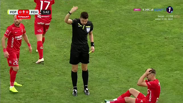Cum a reacționat arbitrul Marian Barbu după ce Țicu i-a rupt piciorul lui Dragoș Iancu_12