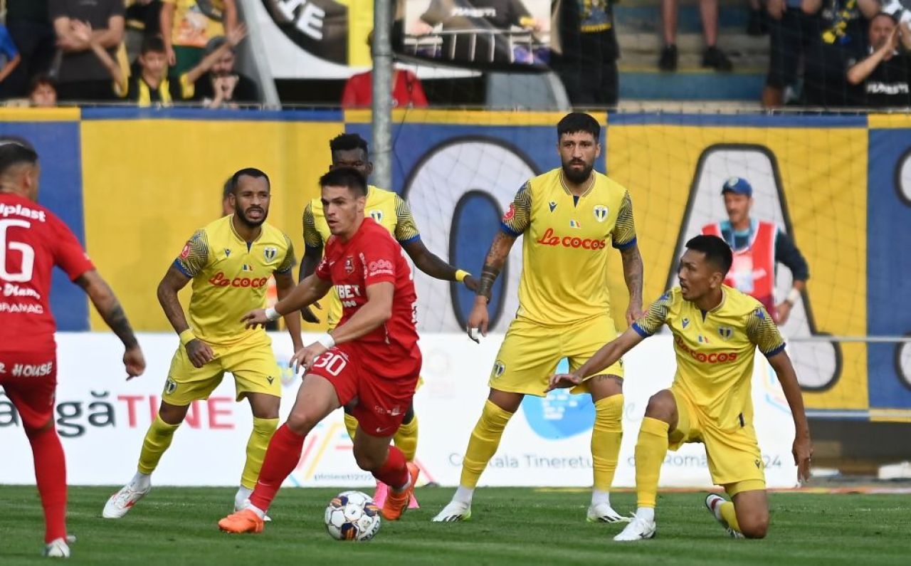 Petrolul Ploiești - FC Hermannstadt 0-0. Remiză albă marcată de accidentarea gravă a lui Dragoș Iancu_1