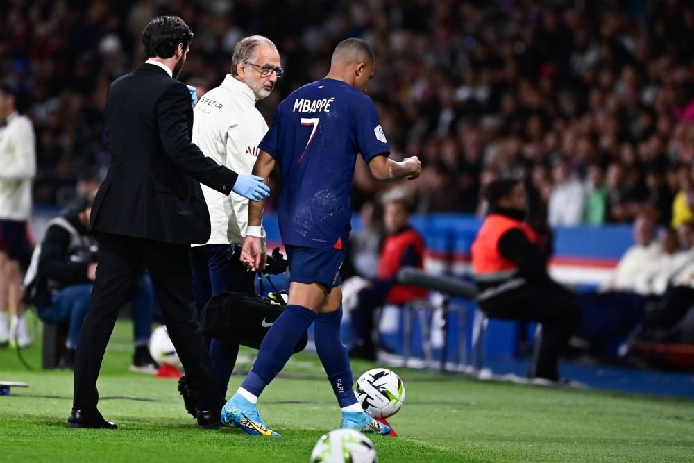 Emoții mari la PSG. Kylian Mbappe a cerut schimbare în derby-ul cu Olympique Marseille_3