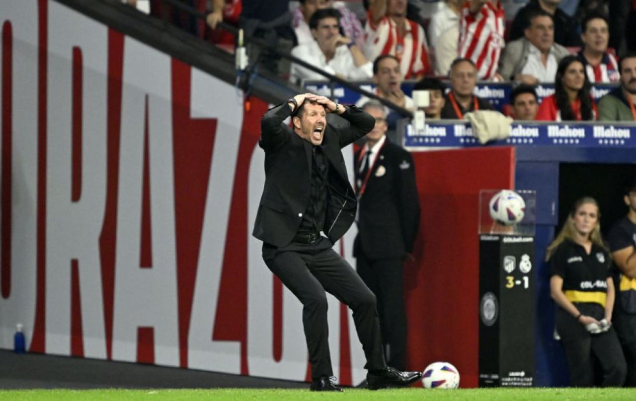 Diego Simeone, reacție exuberantă la conferința de presă, după ce Atletico a distrus-o pe Real_1