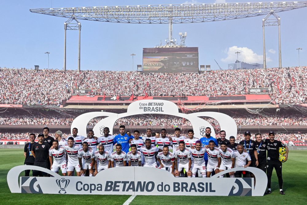 Sao Paulo a câștigat primul trofeu după mai bine de un deceniu! A fost nebunie pe Estádio do Morumbi_6
