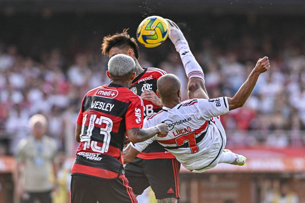 Sao Paulo a câștigat primul trofeu după mai bine de un deceniu! A fost nebunie pe Estádio do Morumbi_1