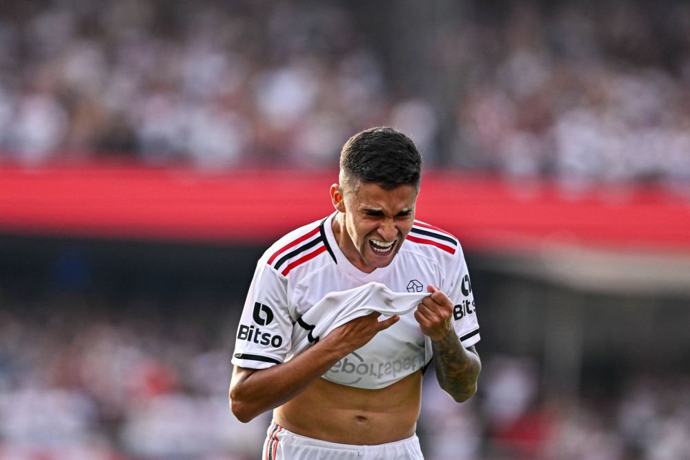 Sao Paulo a câștigat primul trofeu după mai bine de un deceniu! A fost nebunie pe Estádio do Morumbi_11