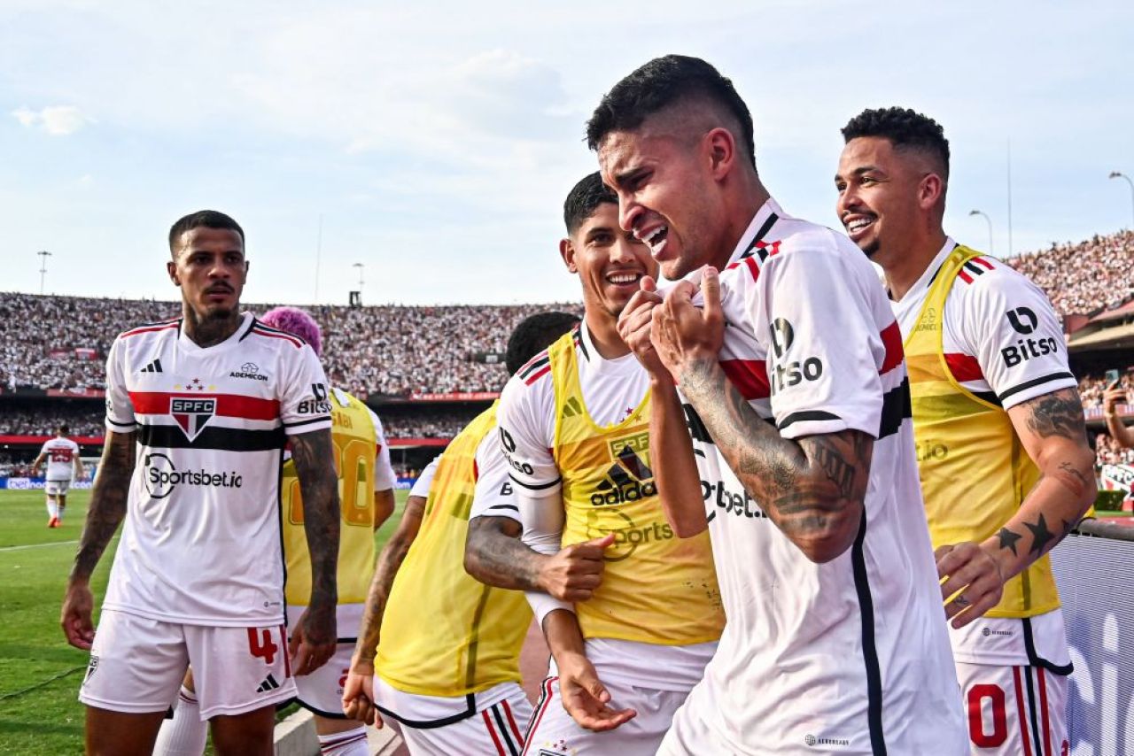 Sao Paulo a câștigat primul trofeu după mai bine de un deceniu! A fost nebunie pe Estádio do Morumbi_13