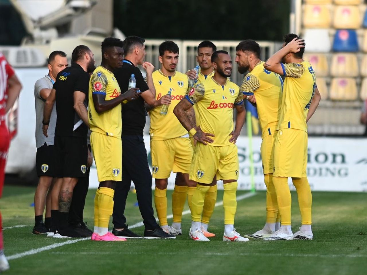 Ce vrea să facă Valentin Țicu, la o zi după ce i-a rupt piciorul lui Dragoș Iancu_8