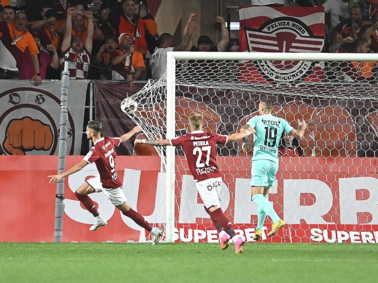 Cele mai tari imagini din Rapid - CFR_10