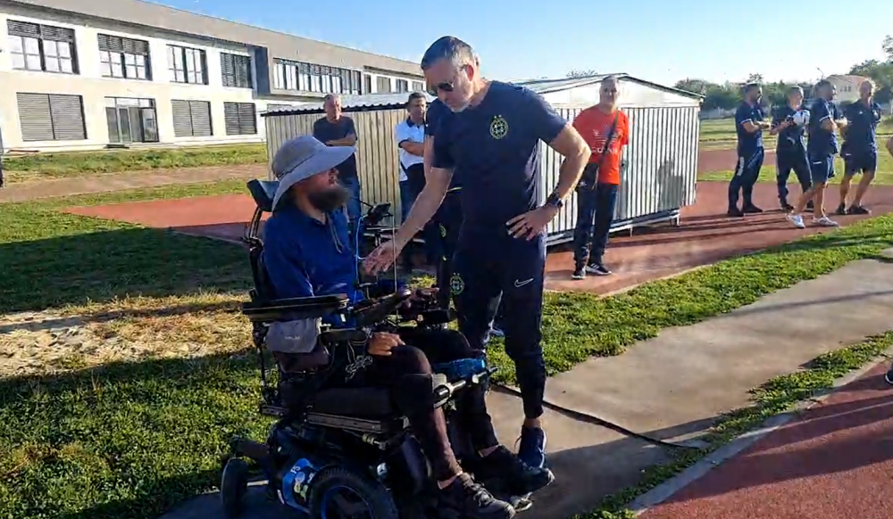 Primire spectaculoasă la Oradea! FCSB s-a antrenat în fața a zeci de spectatori + vizitator-surpriză_3