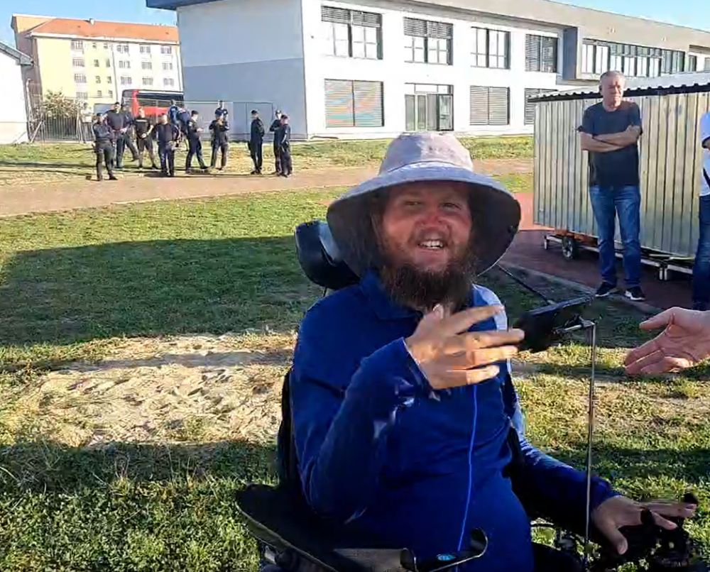 Primire spectaculoasă la Oradea! FCSB s-a antrenat în fața a zeci de spectatori + vizitator-surpriză_4