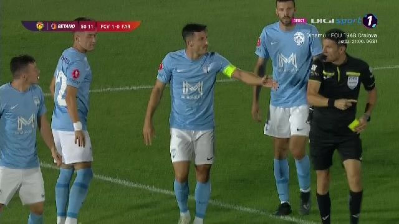 VAR degeaba! Penalty clar ignorat în FC Voluntari - Farul_3