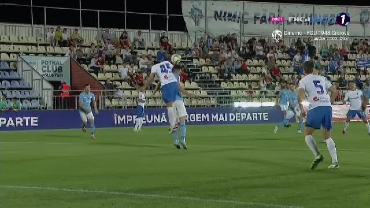 VAR degeaba! Penalty clar ignorat în FC Voluntari - Farul_9