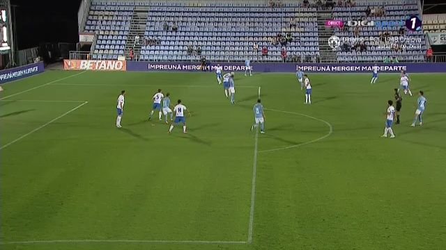 VAR degeaba! Penalty clar ignorat în FC Voluntari - Farul_12