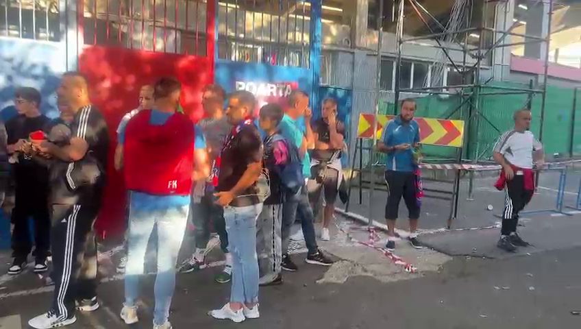 Final de meci: FC Bihor - FCSB 0-2. Oaspeții se impun fără probleme prin golurile lui Miculescu și Ngezana_11