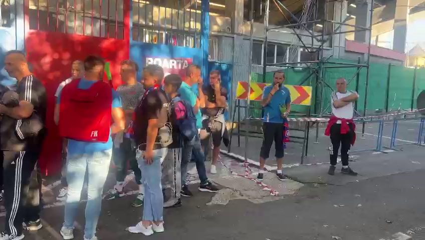 Final de meci: FC Bihor - FCSB 0-2. Oaspeții se impun fără probleme prin golurile lui Miculescu și Ngezana_13