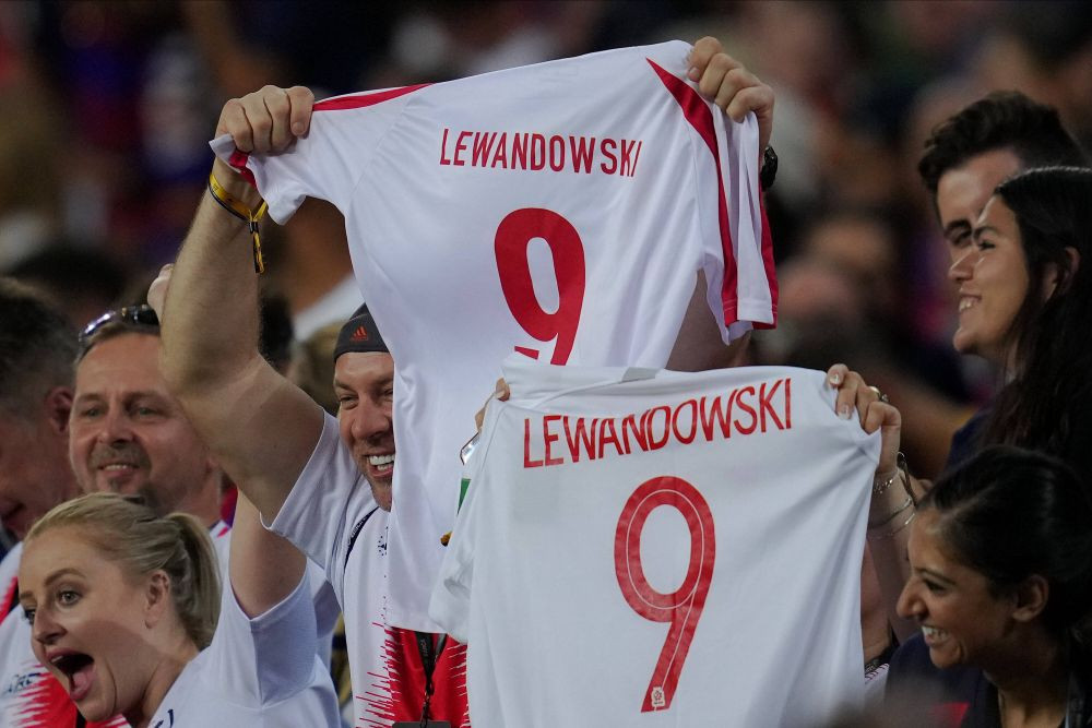 Polonia se alătura Ucrainei &icirc;n boicotul UEFA